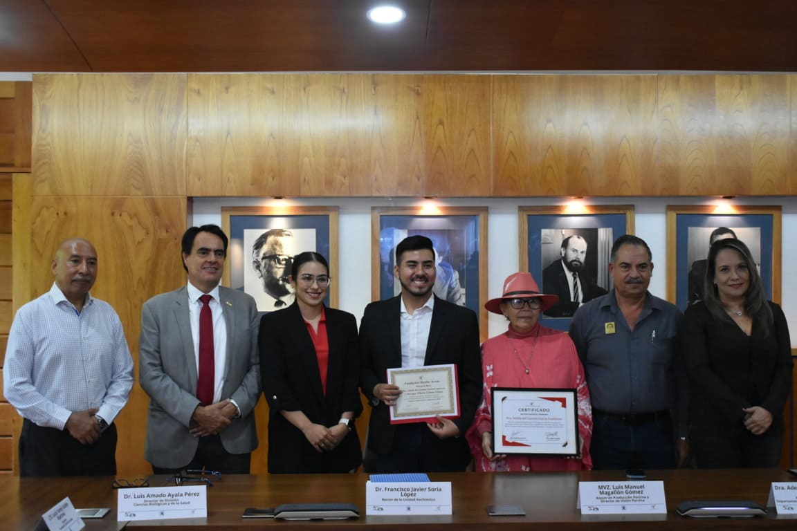 The tenth scholarship was awarded through the Autonomous Metropolitan University – Xochimilco Unit